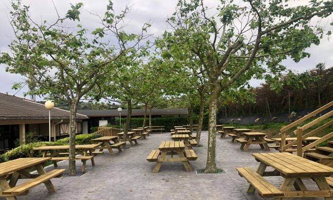 Mesas picnic exterior